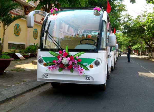 dịch vụ cưới hỏi bằng xe điện sử dụng năng lượng mặt trời - Công ty Phú Phong Đà Nẵng