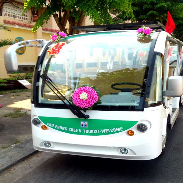 xe điện cho đám cưới